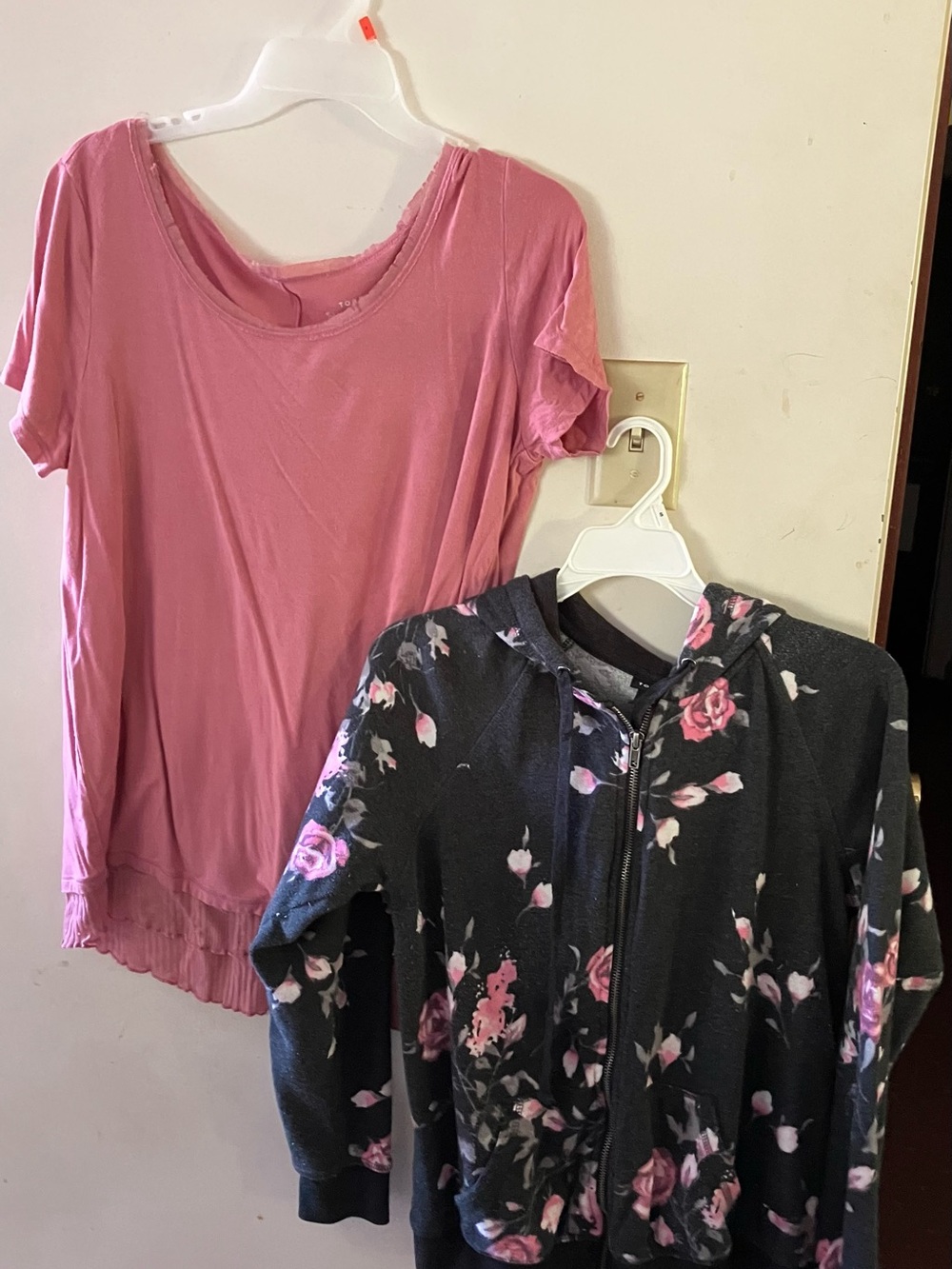torrid Pink Short Sleeve Top and Black Floral Zip Hoodie Set
